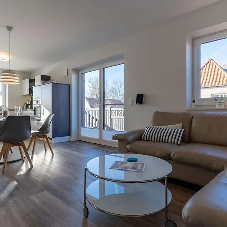 Dorfplatz Dorfplatz * Olsdorf (Nordfriesland)