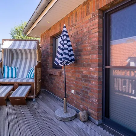 Dorfplatz Dorfplatz *